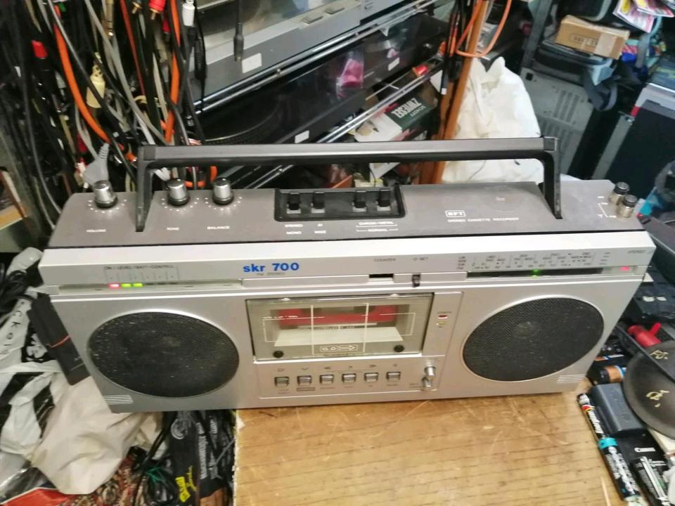 RFT SKR 700, Radio-Cassetten-Recorder mit NEUEN Antriebsriemen!!