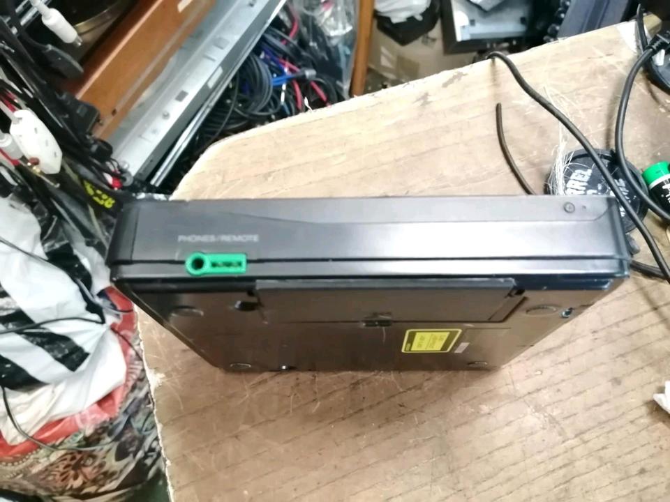 SONY D-99, Discman/CD-Player, DEFEKT!!