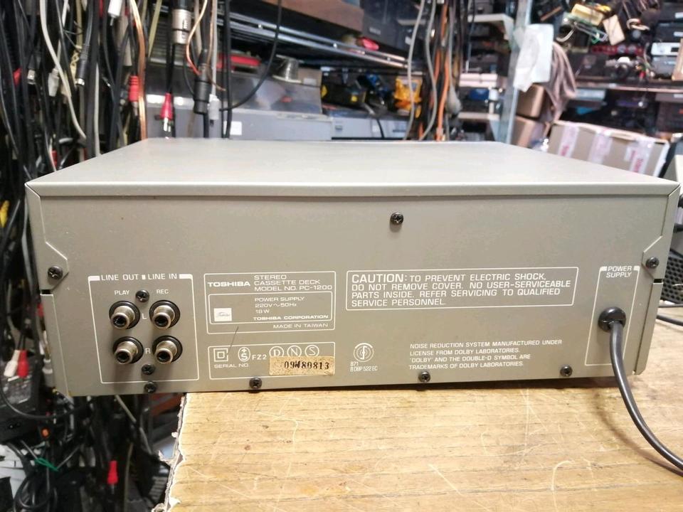 TOSHIBA PC-1200, Stereo Cassetten-Deck, DEFEKT!!!