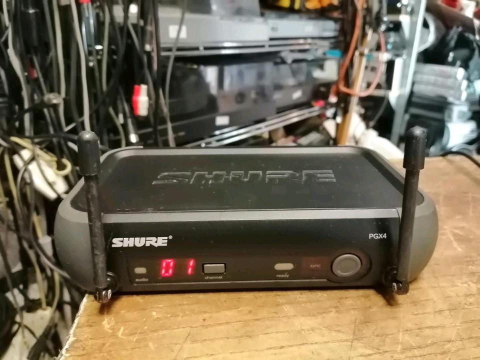 SHURE PGX4 Receiver mit Original-Adapter, OHNE Mikrofon!!!