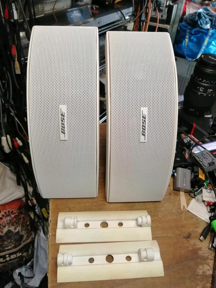 BOSE 151 SE Speaker System, 2 Lautsprecher mit Halterungen!!