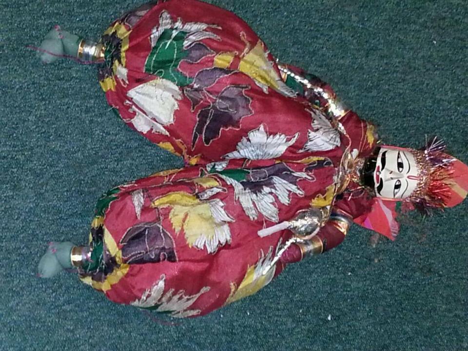 Marionetten 2 alte,aber tolle(1 Feuerwehrmann +1 andere Puppe)