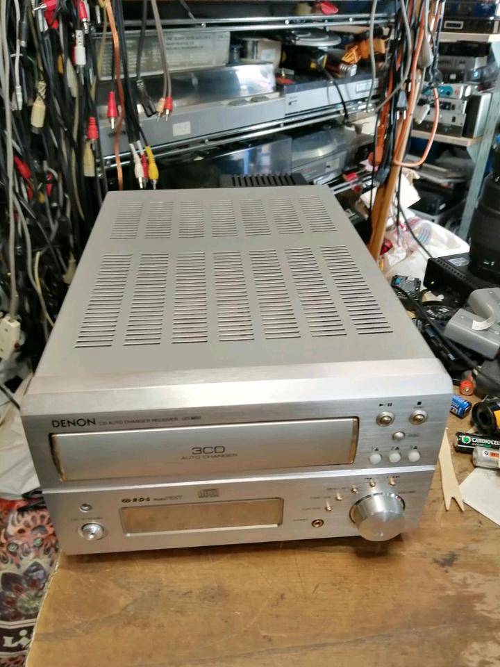 DENON UD-M50, 3fach-CD-Wechsler + 2 DENON Boxen SC-35