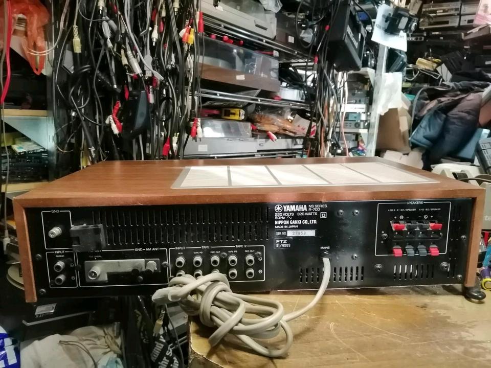YAMAHA R-700, Receiver, guter Zustand!!