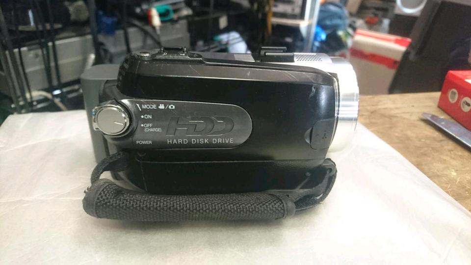 JVC GZ-HD5 Video HD Camcorder mit Zubehör, OHNE Speicherkarte!!