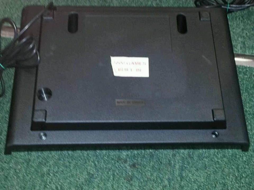 TELEVISION COMPUTER SYSTEM 2000 Built IN; Konsole, 3 Controller!