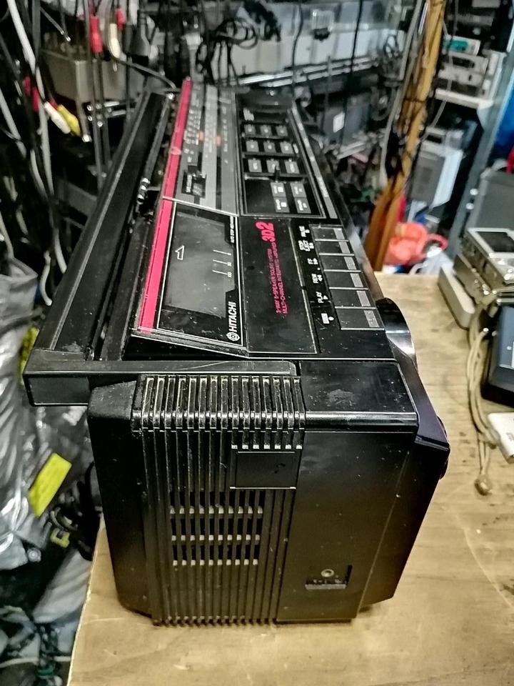 HITACHI TRK-3D2E,Radio-Cassetten-Recorder
