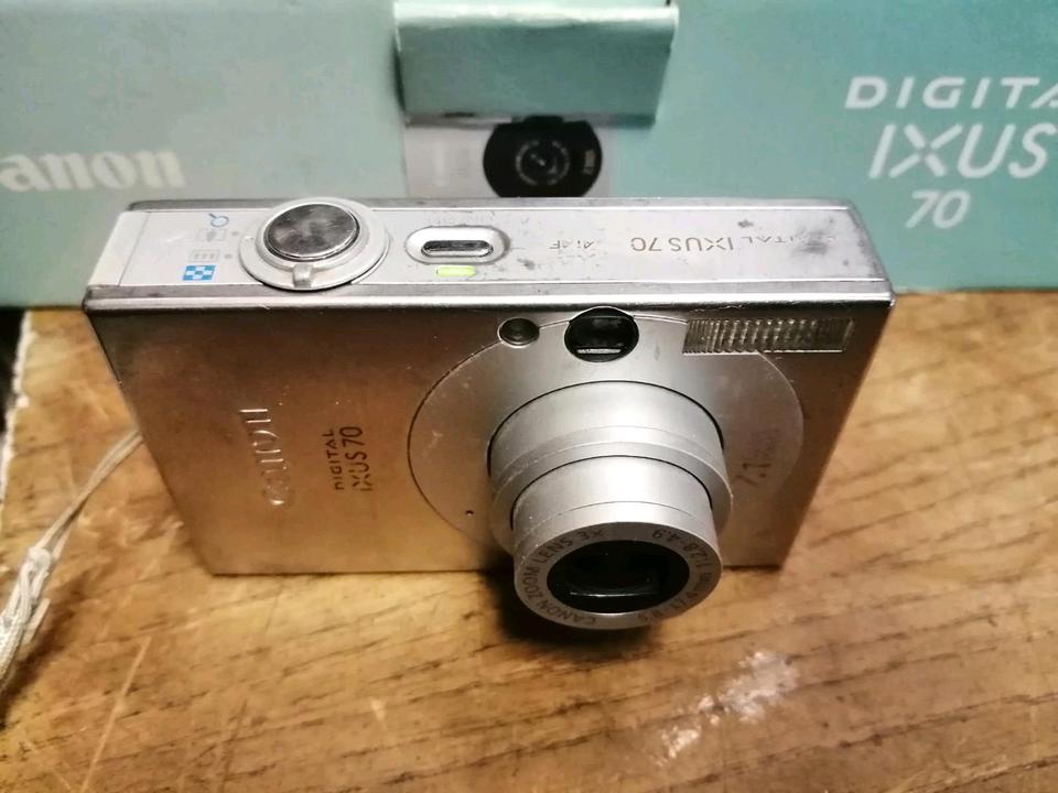 CANON IXUS 70, Digital-Kamera mit Zubehör!!