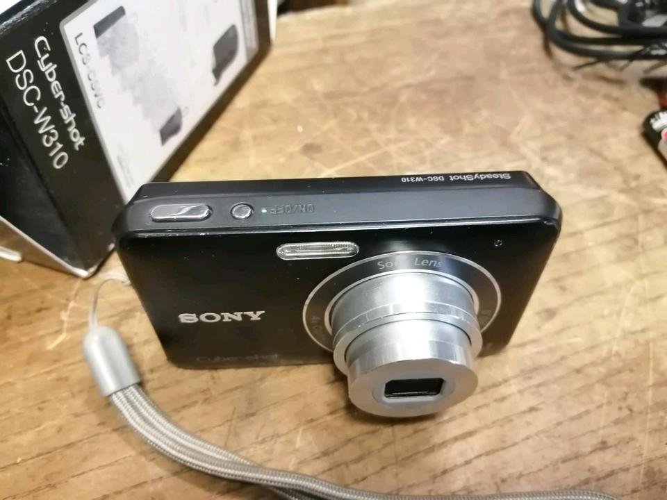 SONY Cyber-Shot DSC-W320, Digital-Kamera mit Zubehör!!!