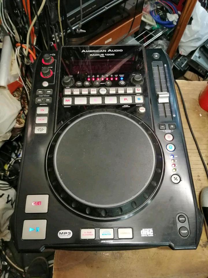 AMERICAN AUDIO Radius 1000 Midi, DJ-CD-Player, DEFEKT!!!
