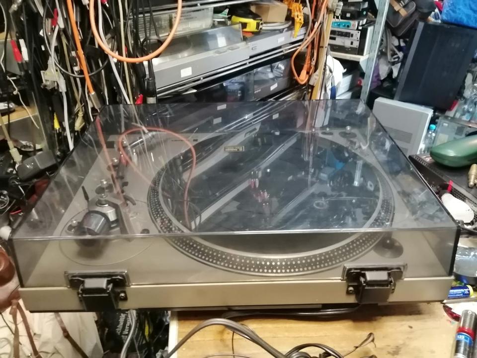TECHNICS SL-1300 Plattenspieler + ORTOFON PRO Nadelsystem