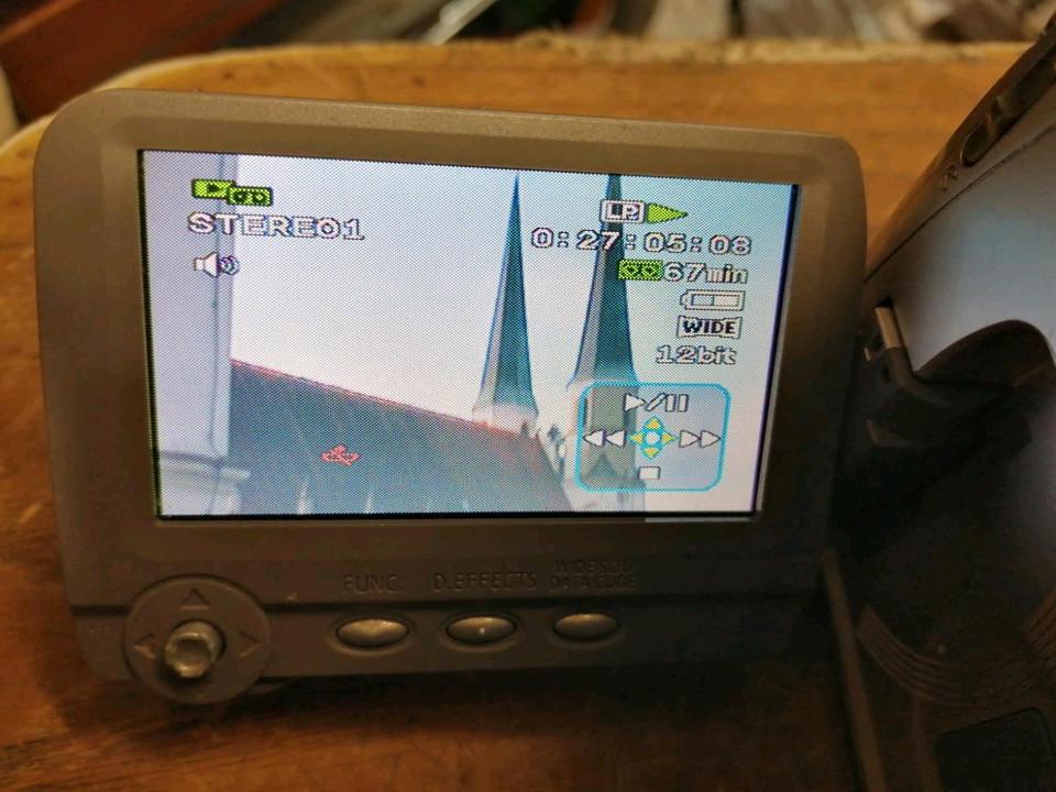 CANON MV890, MiniDV-Videocamera mit Zubehör!!!
