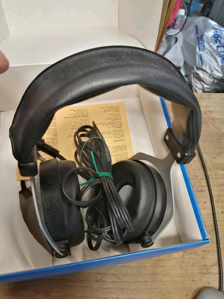BEYERDYNAMIC DT220, dynamische Kopfhörer, 5poliger Stecker!!