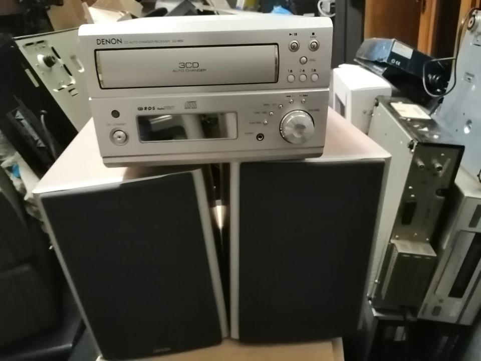 DENON UD-M50, 3fach-CD-Wechsler + 2 DENON Boxen SC-35