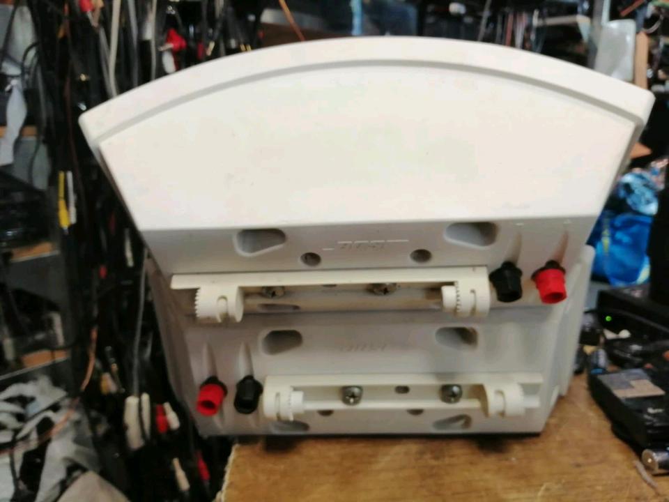 BOSE 151 SE Speaker System, 2 Lautsprecher mit Halterungen!!