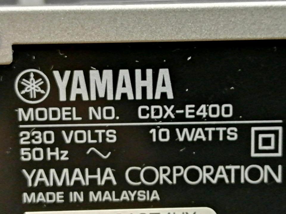 YAMAHA CDX-E400, CD-Player, OHNE Fernbedienung, guter Zustand!!