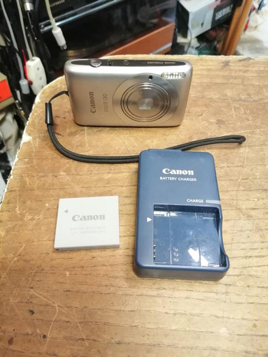 CANON IXUS 130, Digital-Kamera mit Zubehör!! guter Zustand!!!