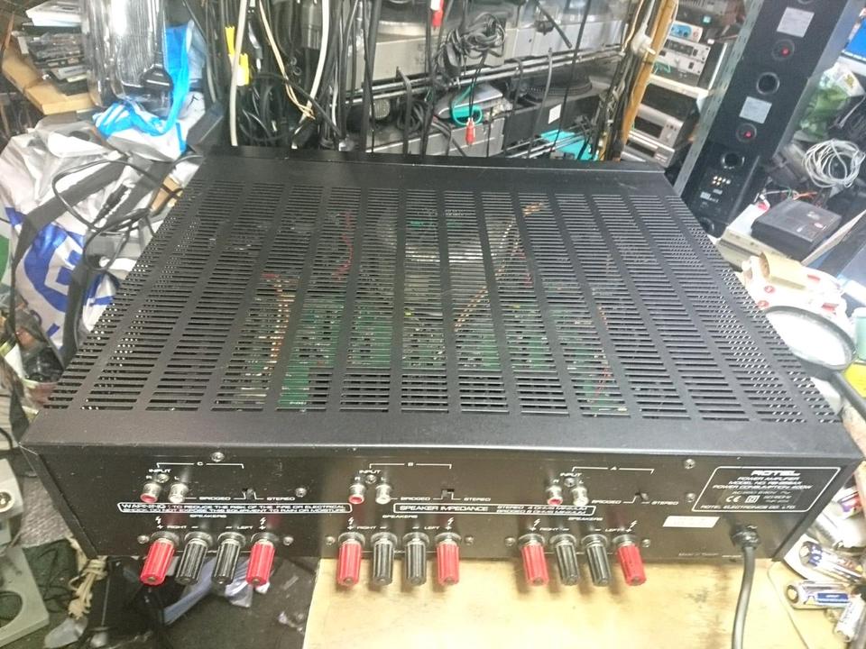 ROTEL RB-956AX, Endstufe, etwas DEFEKT!!!