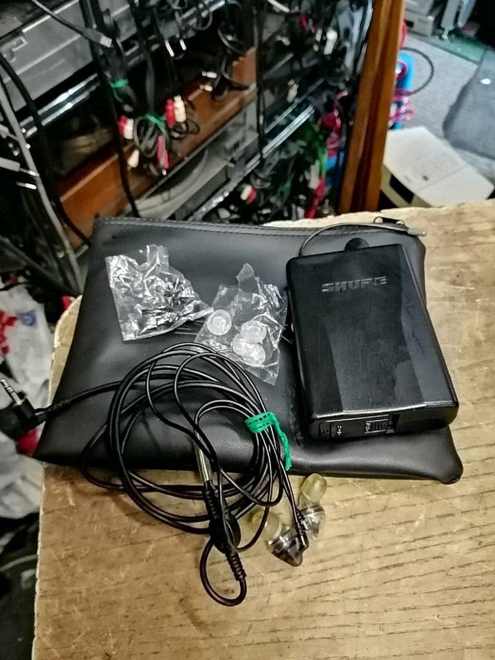 SHURE P2R-R8 Empfänger + Kopfhörer PAT. NO. 488.460  XXXXXXXX