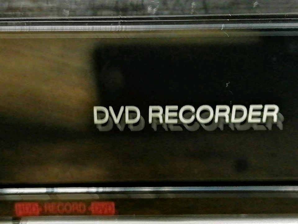 FUNAI TD6D D4413, HDD/DVD/V Videorecorder!!