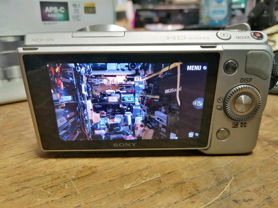 SONY Alpha NEX-5N, Digital-Kamera OHNE OBJEKTIV!! Zubehör!