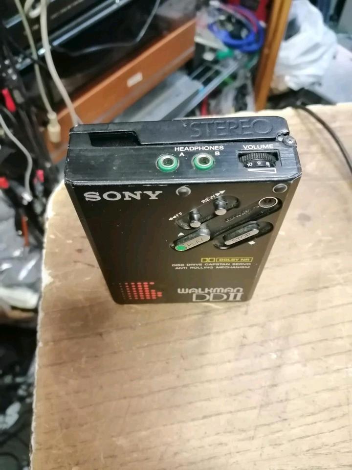 SONY WM-DD II   Walkman