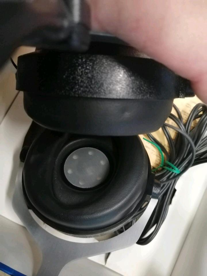 BEYERDYNAMIC DT220, dynamische Kopfhörer, 5poliger Stecker!!