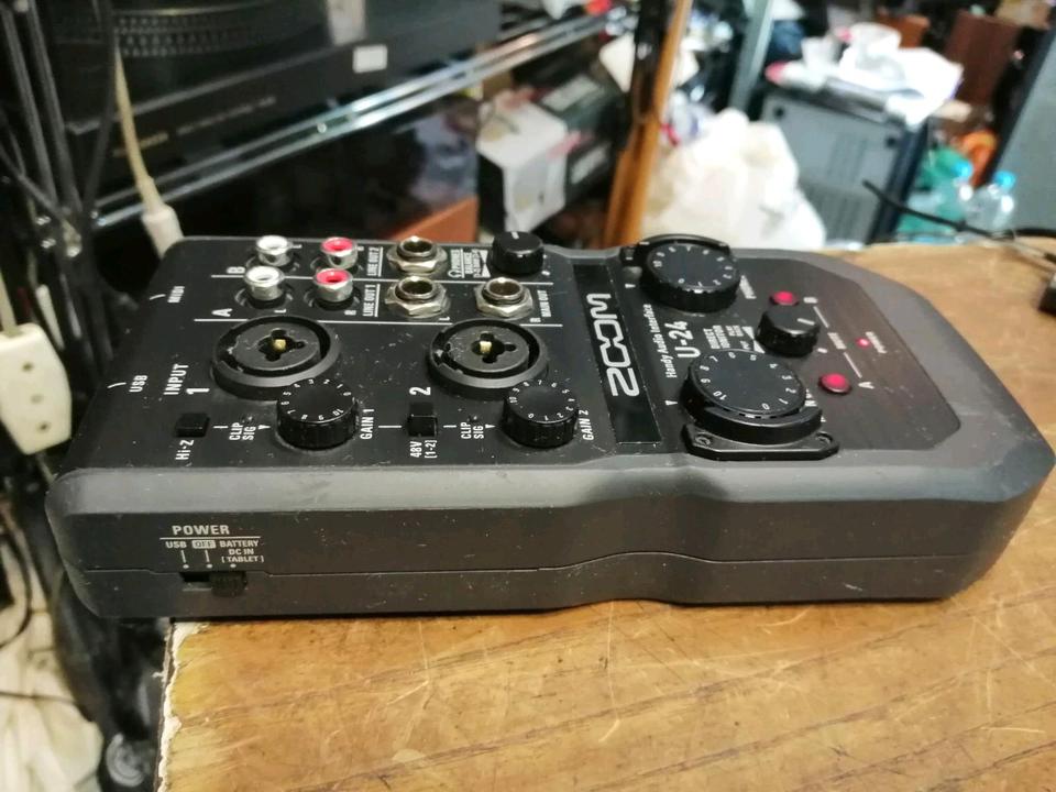 ZOOM U-24, Handy Audio Interface OHNE Batterien!! Guter Zustand!