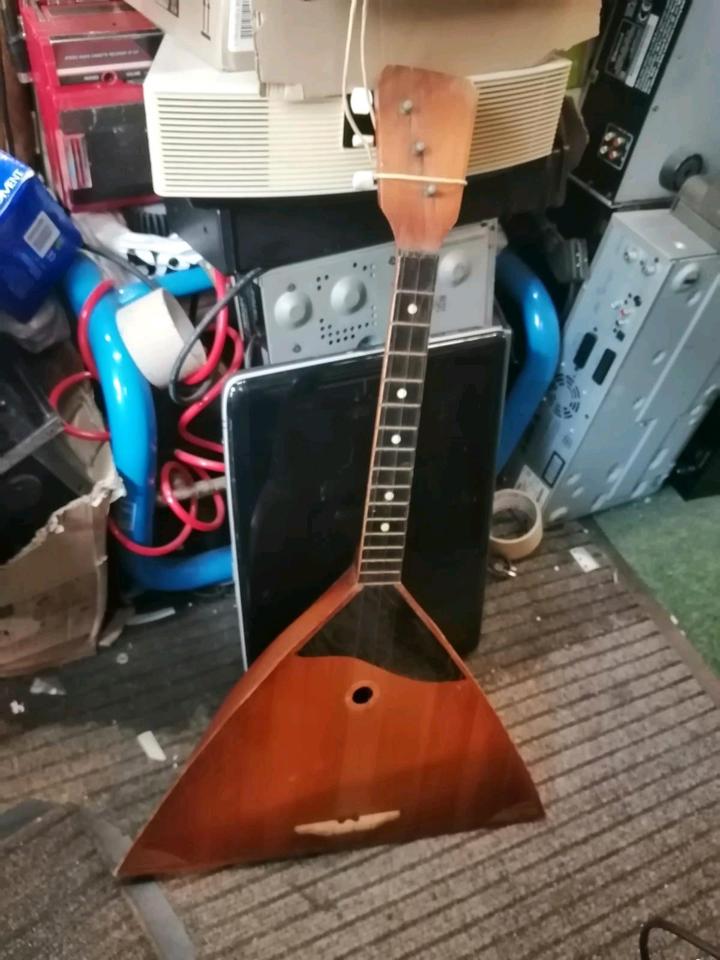 Russische BALALAIKA, 3 Saiten, guter Zustand!!!