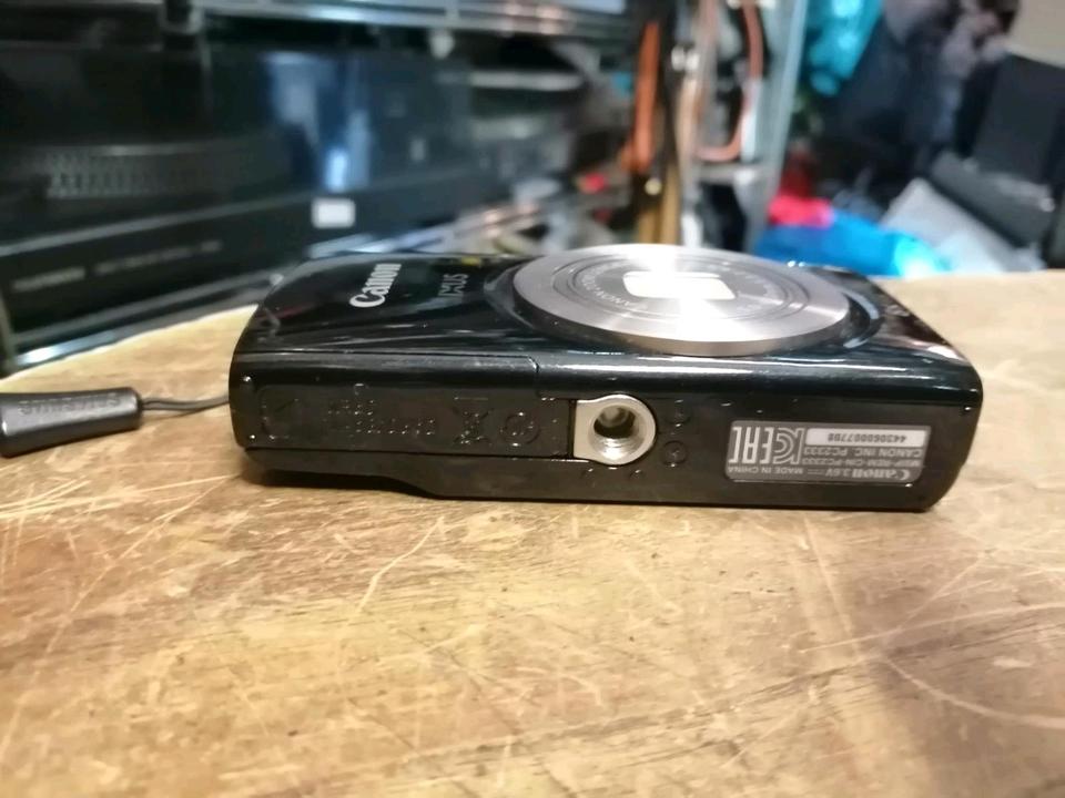 CANON IXUS 185, Digital-Kamera mit Zubehör!!! OHNE SPEICHERKARTE