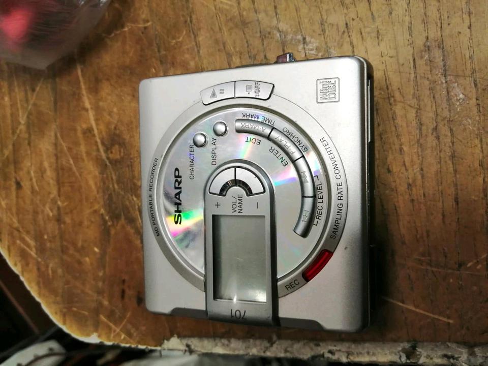 SHARP MD-MS701H, portabler Mini-Disc Recorder, DEFEKT!!!