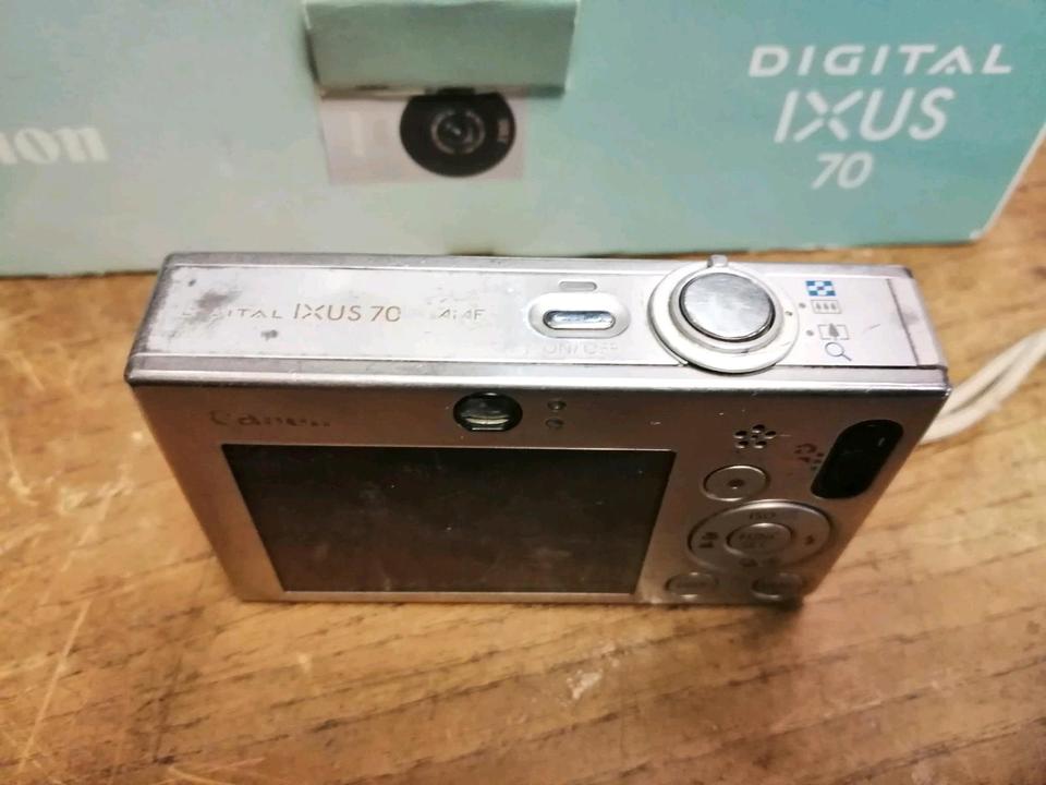 CANON IXUS 70, Digital-Kamera mit Zubehör!!