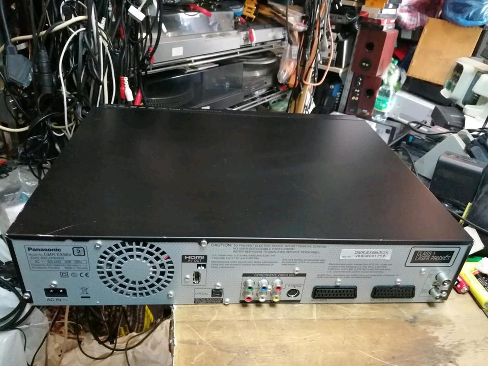AnzeigePANASONIC DMR-EX98V, DVD-VHS-HDD-Recorder, 250 GB, guter Zustand!