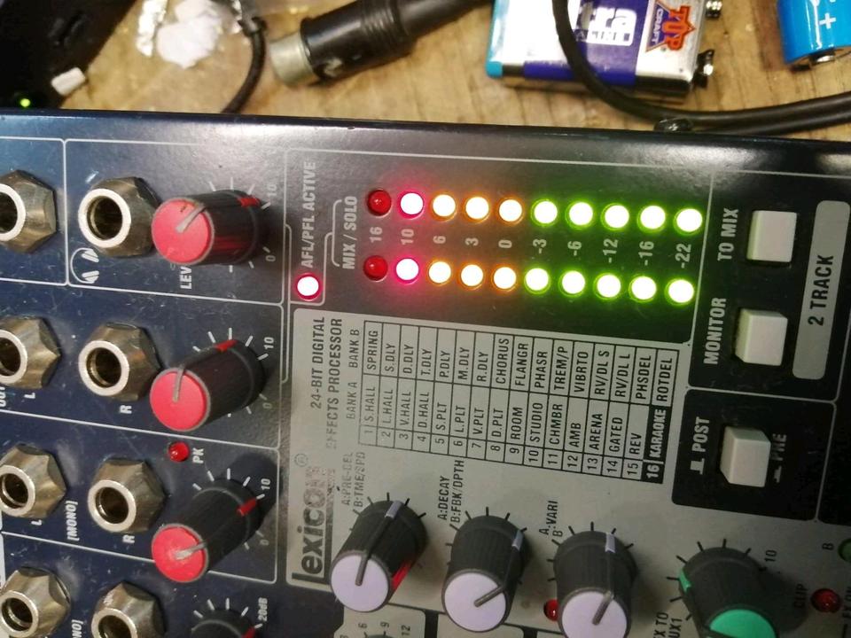 SOUNDCRAFT EFX8, 8-Kanal-Mischpult/Mixer!!!