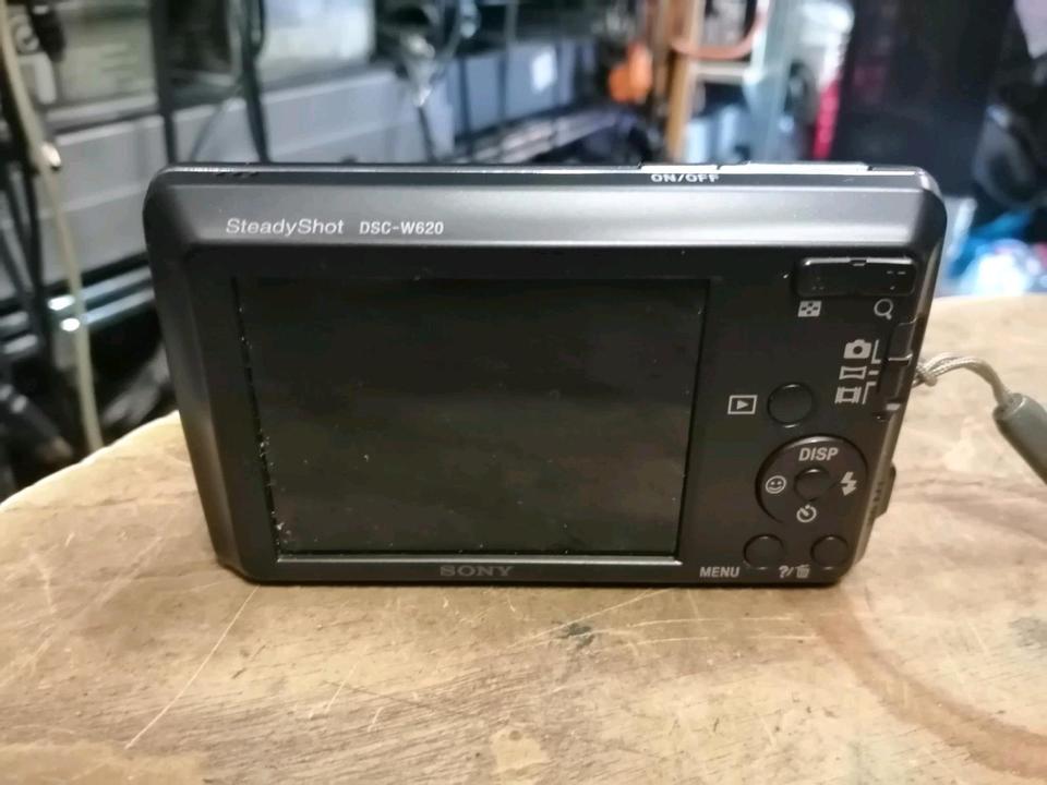 SONY SteadyShot DSC-W620, Digital-Kamera mit Zubehör!!