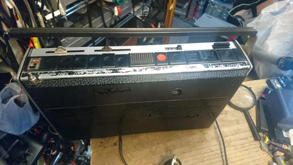 GRUNDIG C4100 automatic, Radio-Cassetten-Recorder, etwas DEFEKT!!