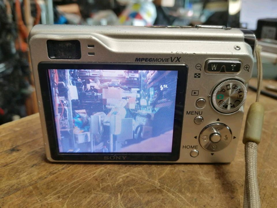 SONY SteadyShot DSC-W80, Digital-Kamera mit Zubehör!!!