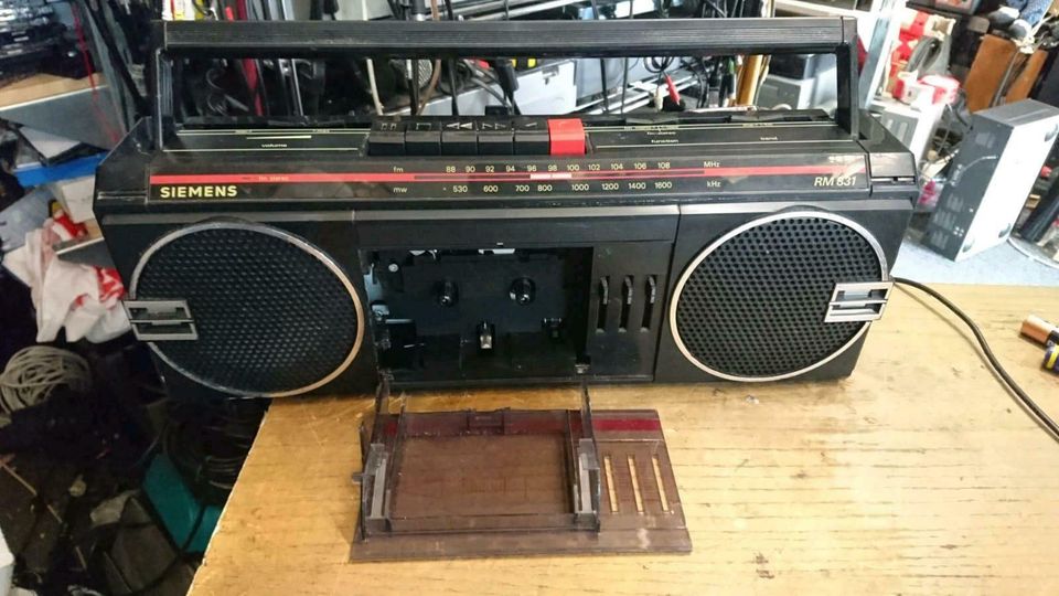 SIEMENS RM831 4 Radio-Cassetten-Recorder, funktioniert