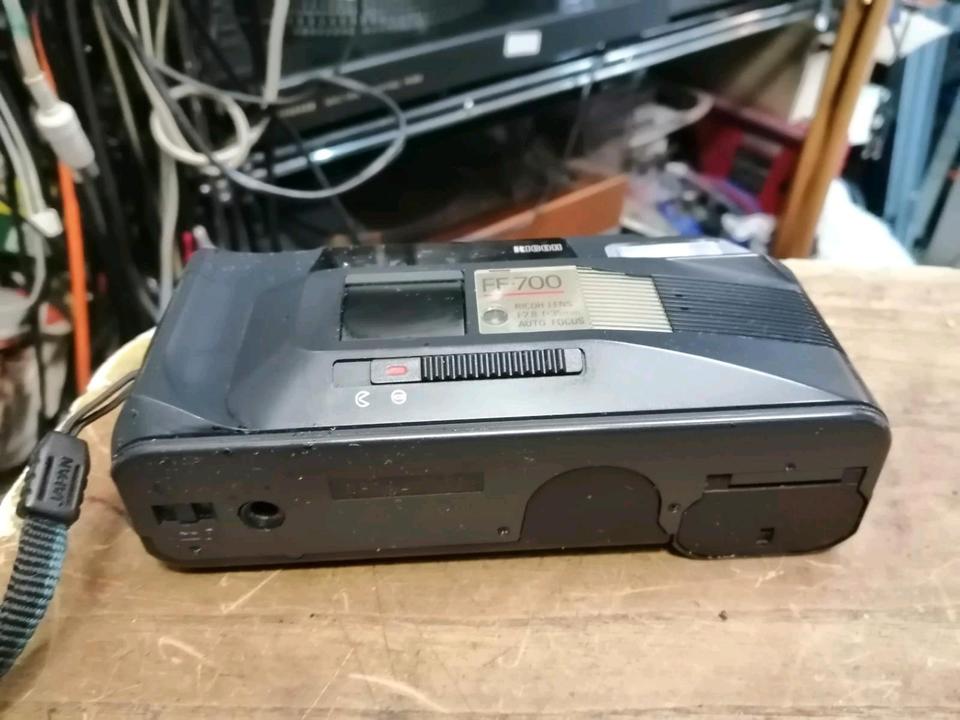 RICOH FF-700, Analog-Kamera mit Original-Tasche!!