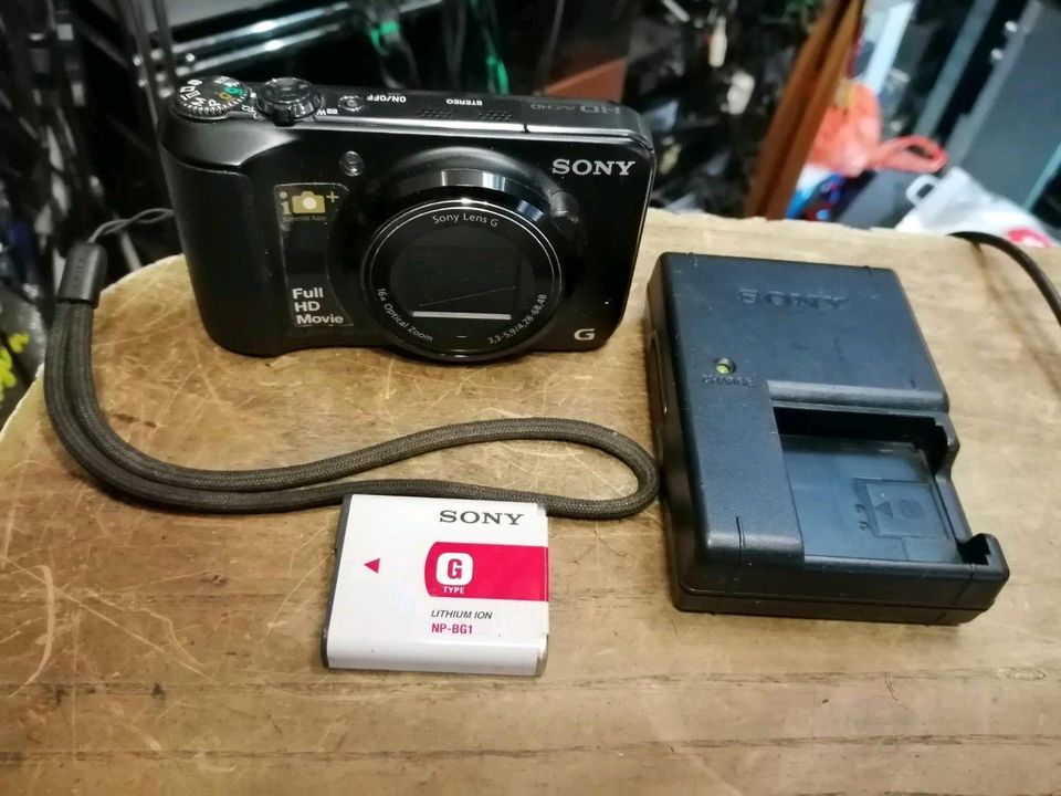 SONY Cyber-Shot DSC-HX10V, Digital-Kamera mit Zubehör!!!