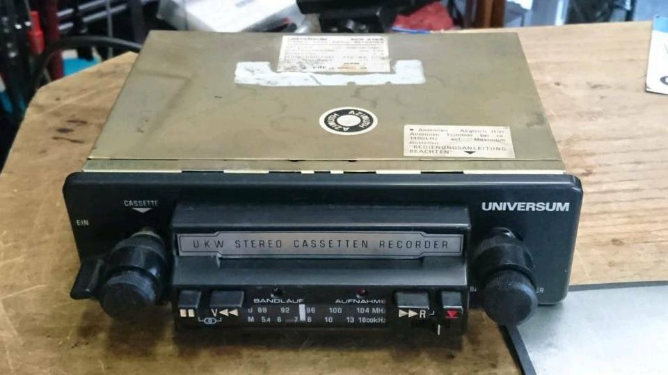UNIVERSUM ACR 2762, Stereo Auto-Radio-recorder/Auto-Radio