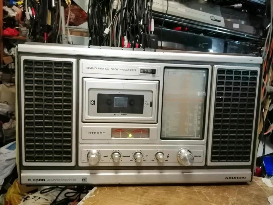 GRUNDIG C9000 Automatic, Radio-Cassetten-Recorder, etwas DEFEKT!!