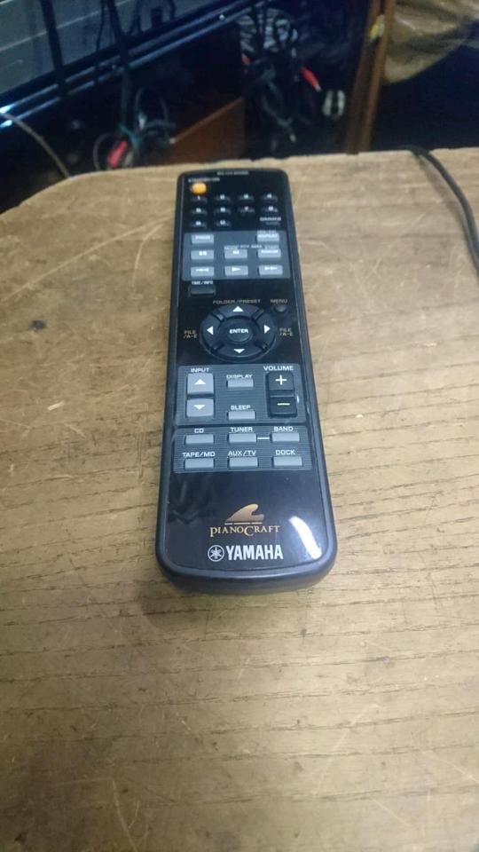 YAMAHA MCR-E410 WH25640, Original-Fernbedienung
