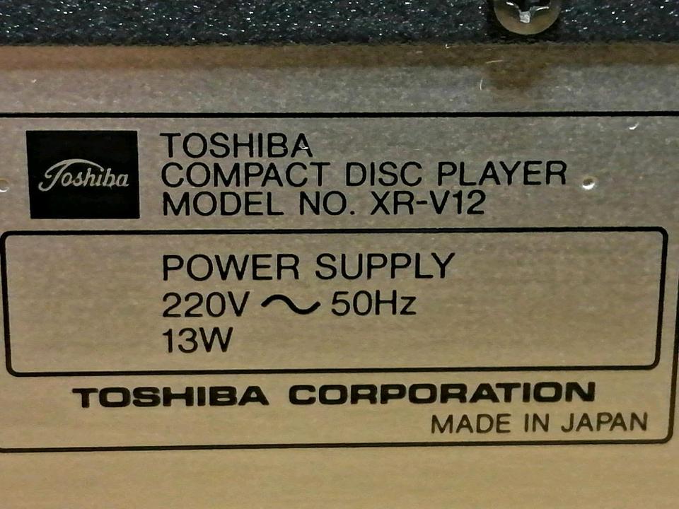 TOSHIBA XR-V12, CD-Player OHNE Fernbedienung!!