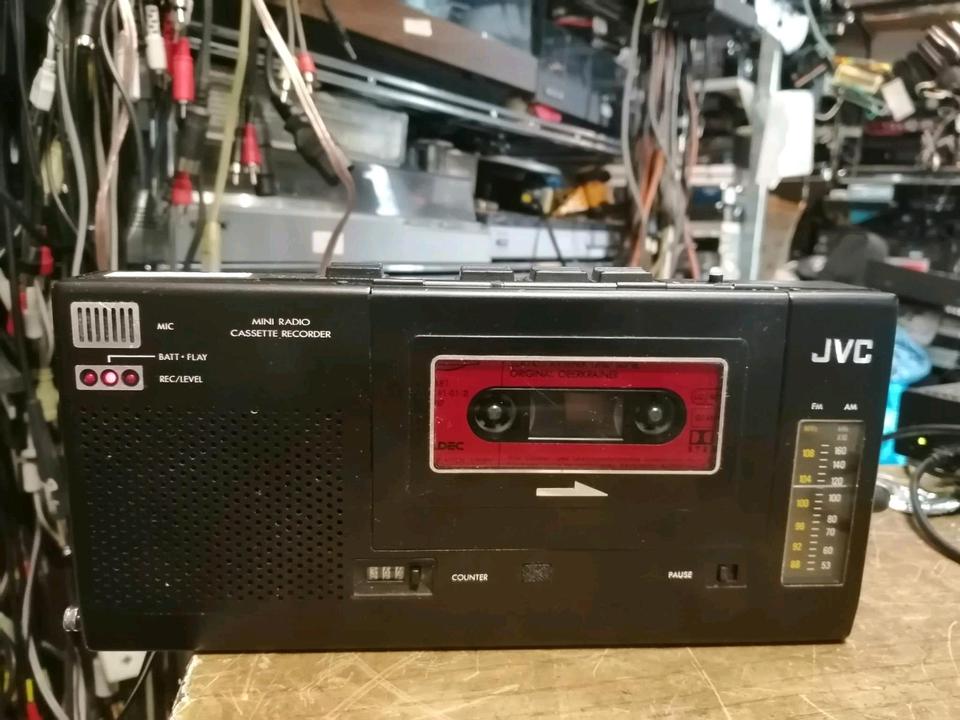 JVC MR-200, Radio-Cassetten-Recorder, etwas DEFEKT!!!