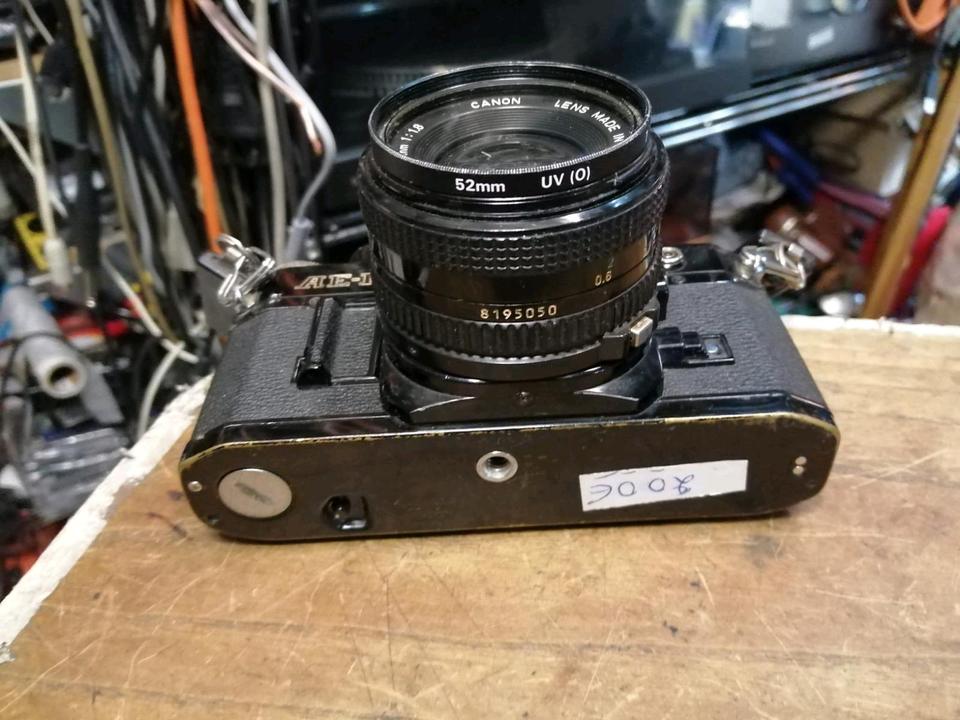 • CANON AE-1, Analog-Kamera + CANON Lens FD Objektiv!!