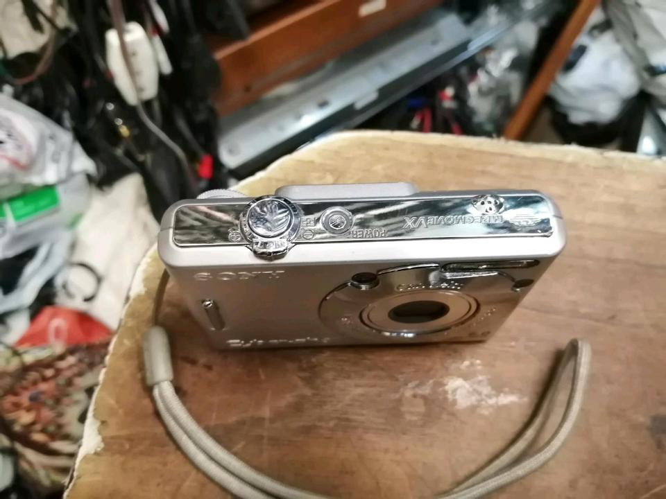 SONY DSC-W30, Digital-Kamera mit Zubehör!! guter Zustand!!