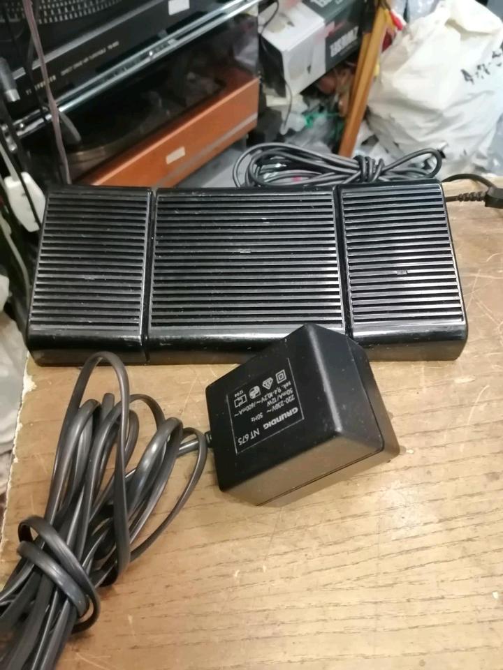 GRUNDIG Dt3201, Diktiergerät mit Zubehör!! Guter Zustand!!