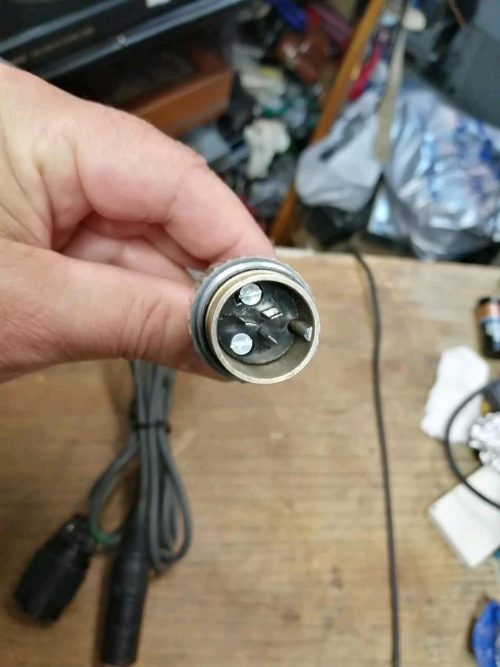 TELEFUNKEN 408, dynamisches Mikrofon, alt, aber guter Zustand!!