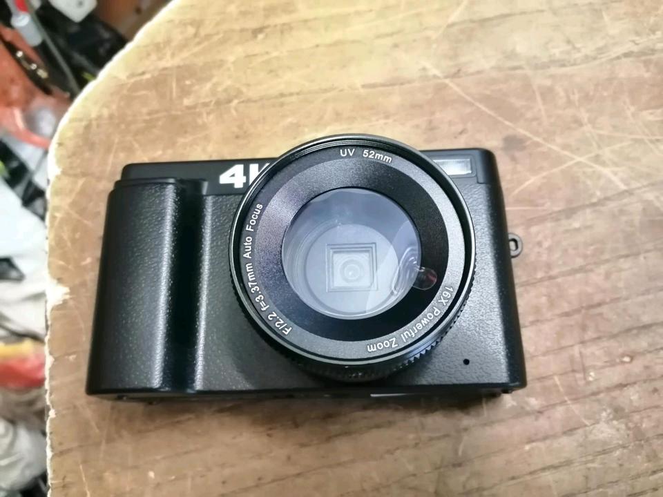 4K DC101, Digital-Kamera, NEU mit Zubehör!!!